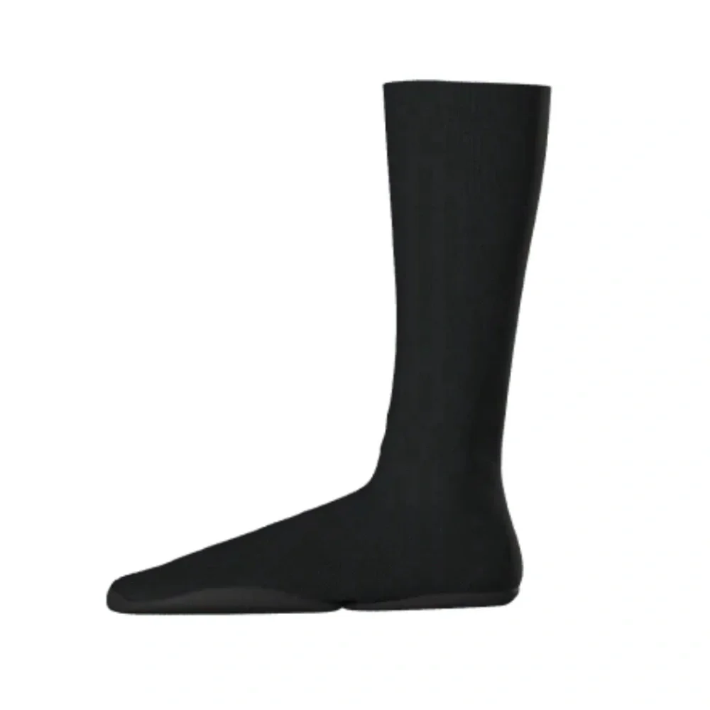 Yeezy | Shoes | Yeezy Pods Black Size 3 Us 113 Authentic New  display picture 1